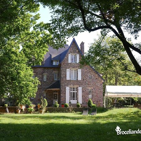 La Maison Rouge Broceliande Montauban-de-Bretagne エクステリア 写真