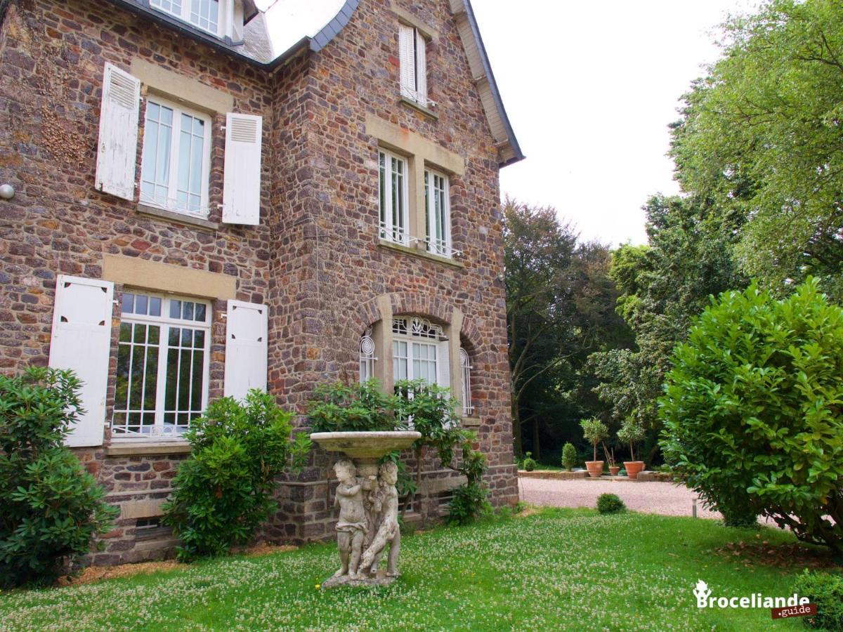 La Maison Rouge Broceliande Montauban-de-Bretagne エクステリア 写真