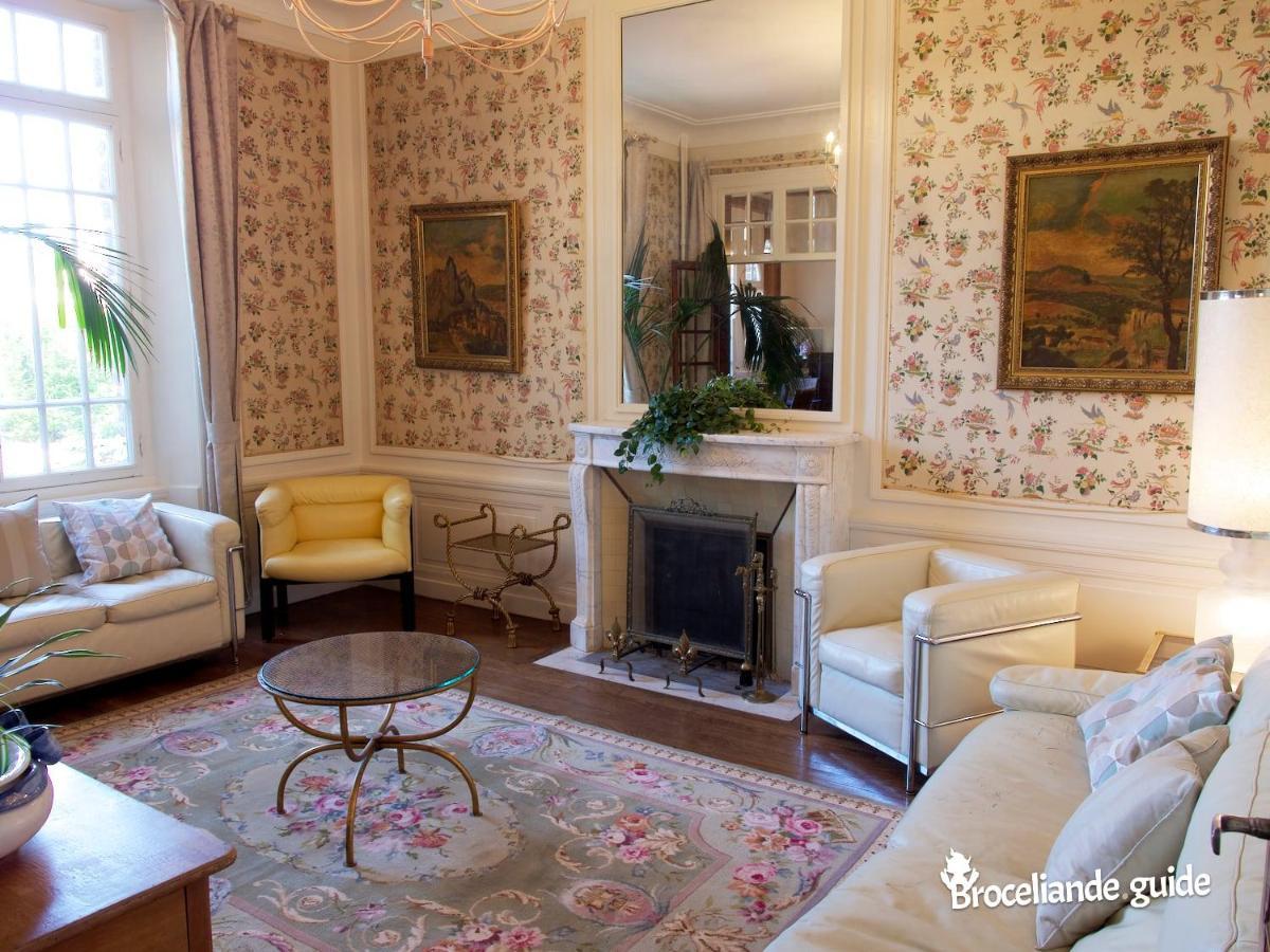 La Maison Rouge Broceliande Montauban-de-Bretagne エクステリア 写真