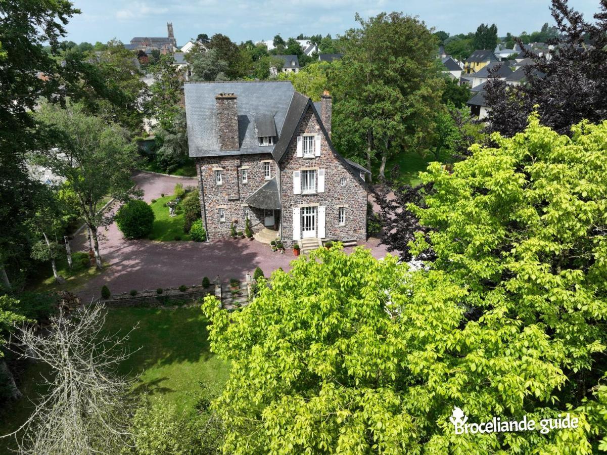 La Maison Rouge Broceliande Montauban-de-Bretagne エクステリア 写真