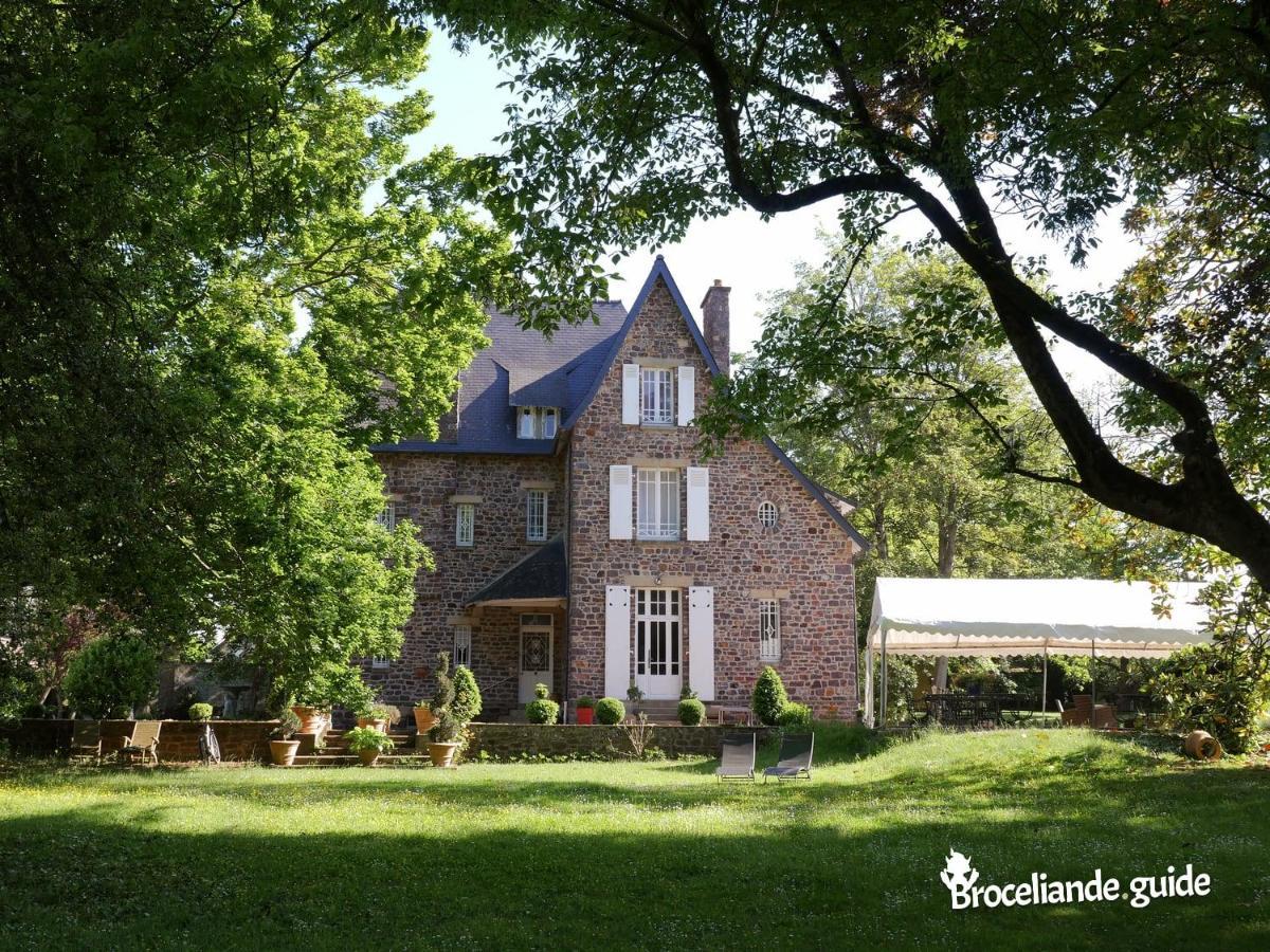La Maison Rouge Broceliande Montauban-de-Bretagne エクステリア 写真
